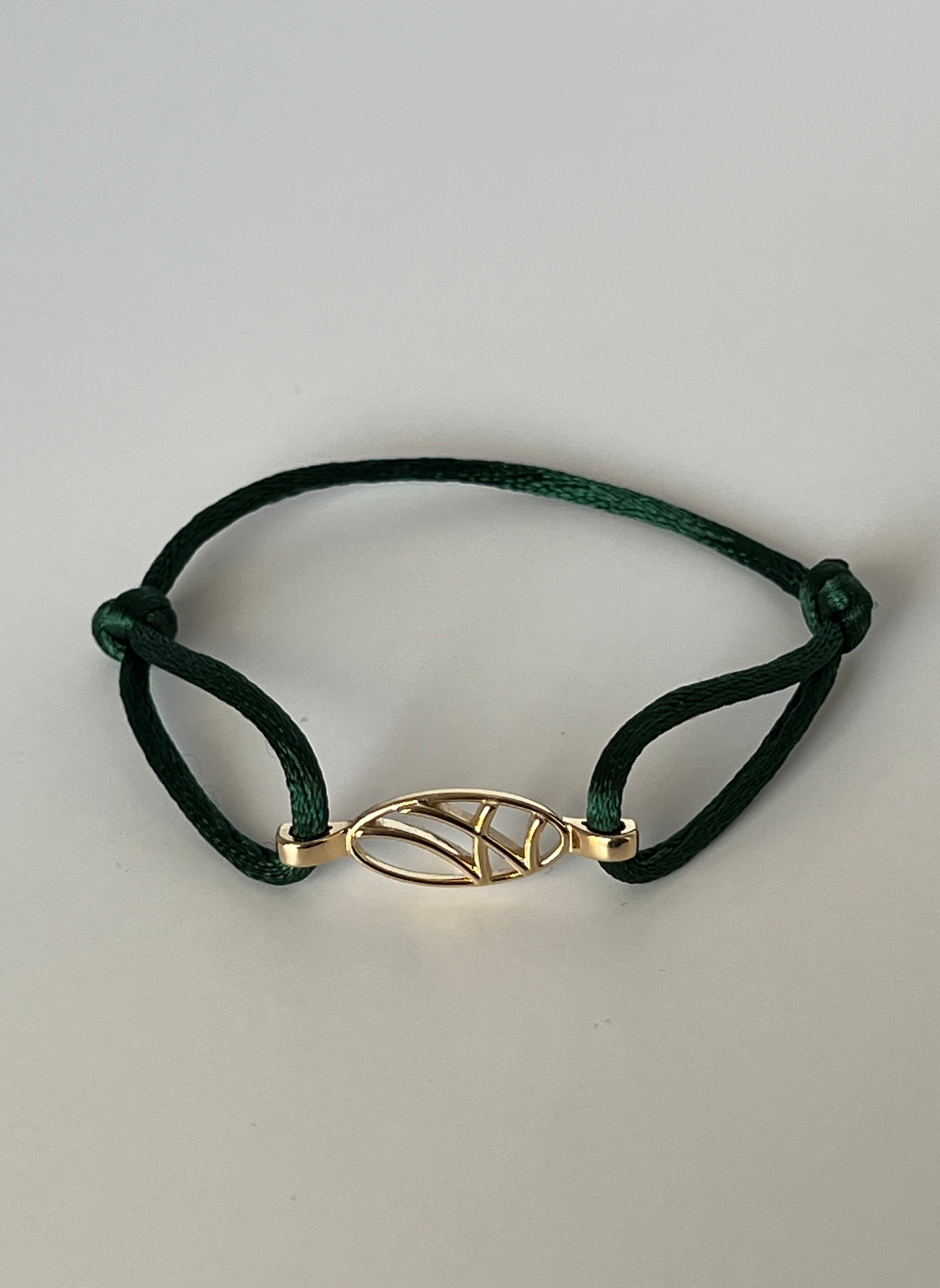 LarMar® BRACELET YELLOW GOLD ON DARK GREEN CORD